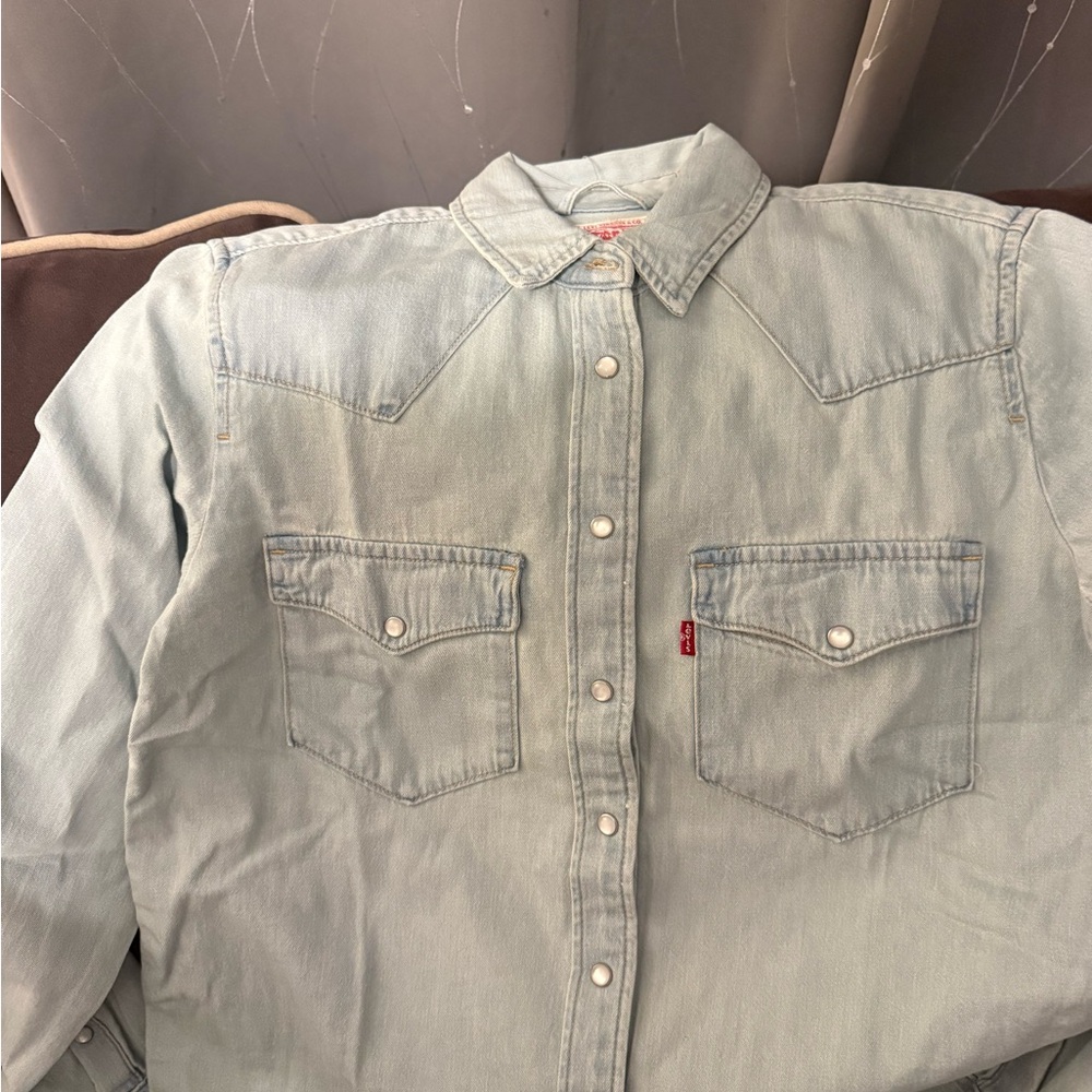 Levi's Pearl Snap Button Shirt